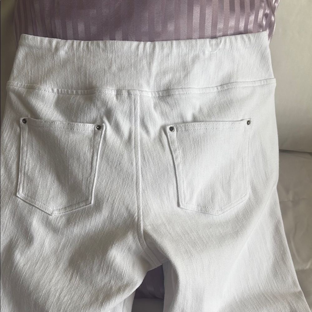 Belle by Kim Gravel White Denim Pants size 8 petite expandable waist - Picture 3 of 7